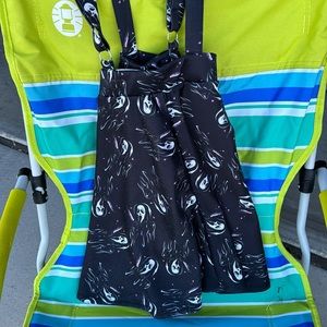 Black shirt with scream design